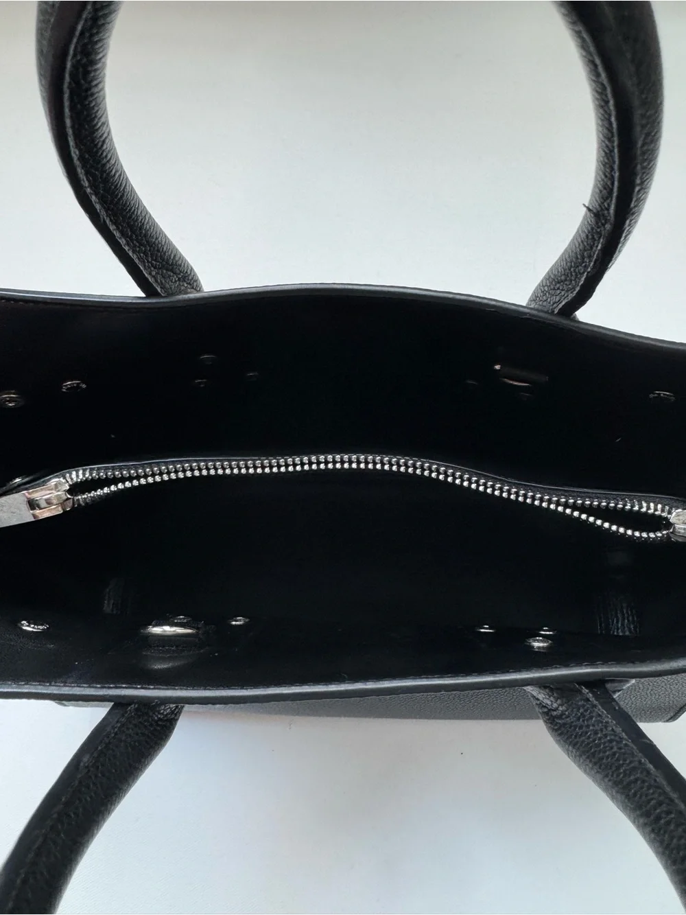 LUXE Sac de Jour black grained leather tote silver hardware medium size